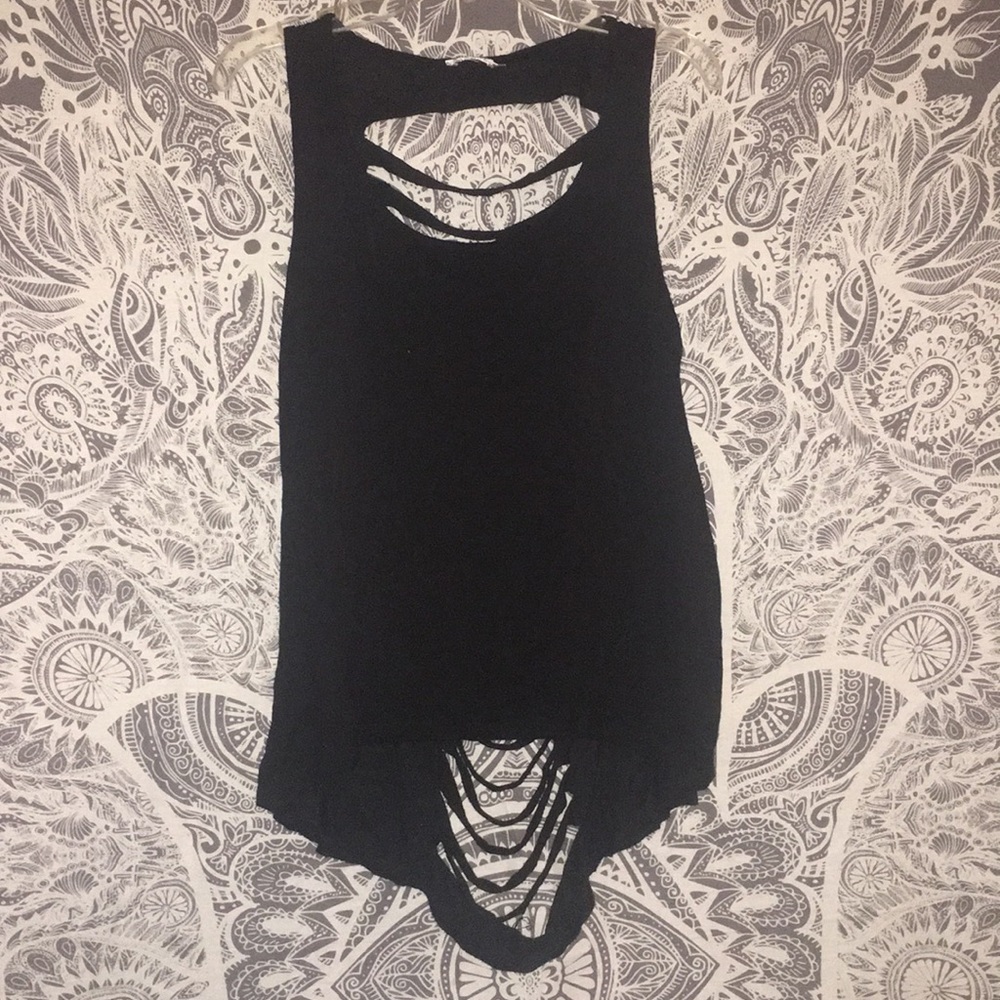 ❗️MAKE AN OFFER❗️Destroyed tank top